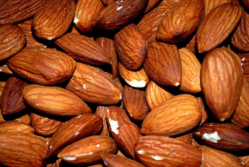 Almonds (Sweet and bitter)